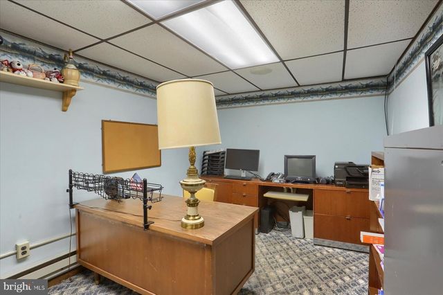 145 CHAMBERLAINE AVE, Pottsville, PA 17901