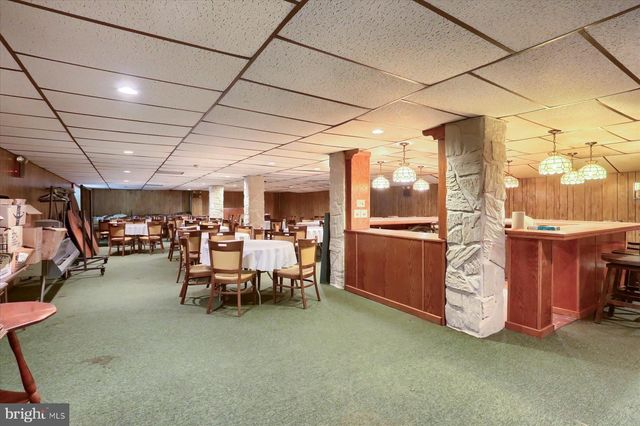 145 CHAMBERLAINE AVE, Pottsville, PA 17901