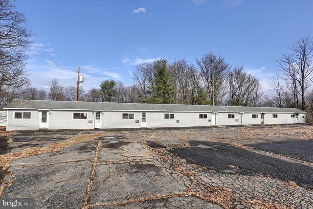 145 CHAMBERLAINE AVE, Pottsville, PA 17901