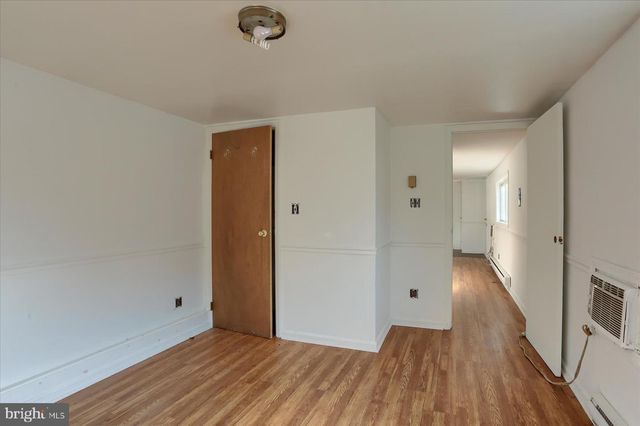 145 CHAMBERLAINE AVE, Pottsville, PA 17901