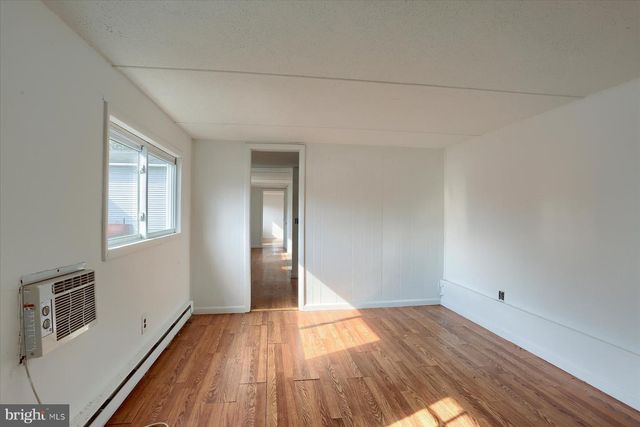 145 CHAMBERLAINE AVE, Pottsville, PA 17901