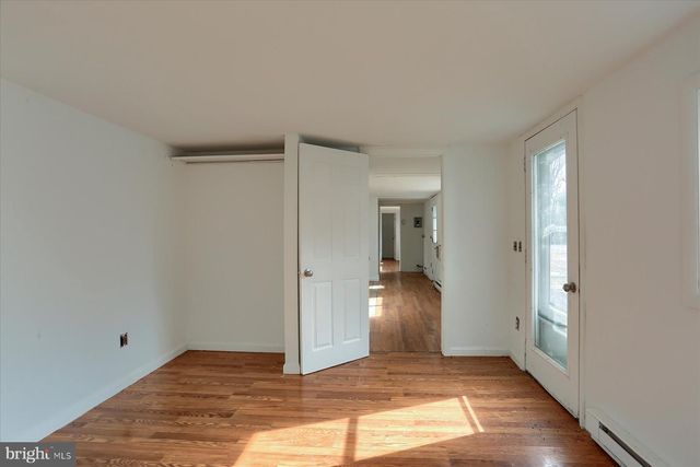 145 CHAMBERLAINE AVE, Pottsville, PA 17901