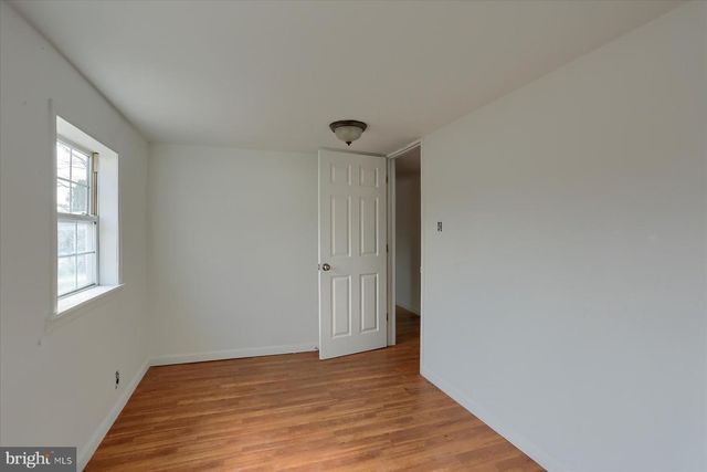 145 CHAMBERLAINE AVE, Pottsville, PA 17901