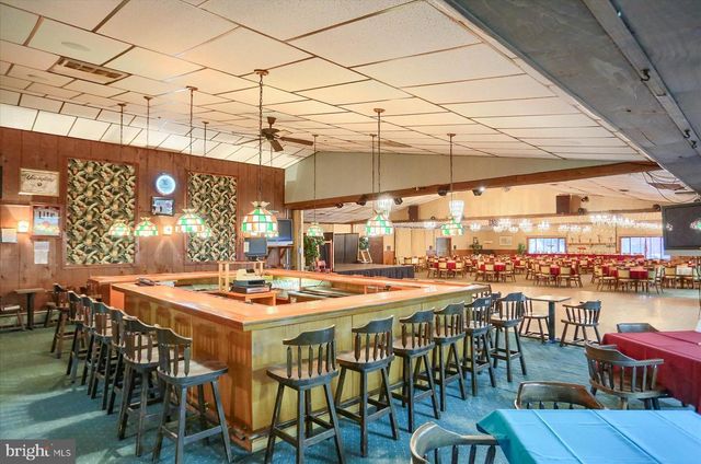 145 CHAMBERLAINE AVE, Pottsville, PA 17901