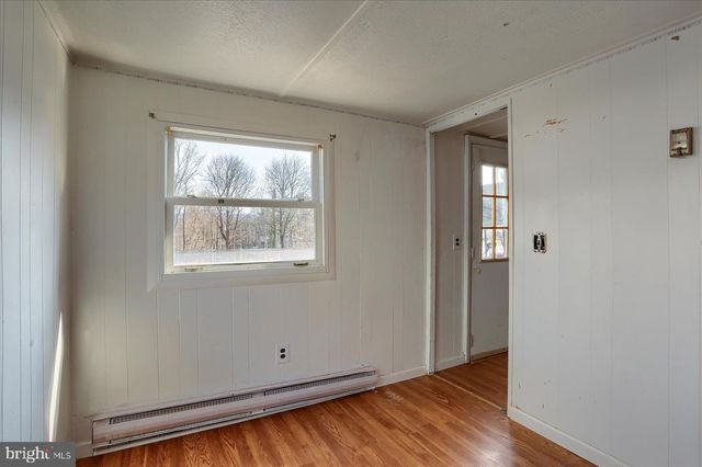 145 CHAMBERLAINE AVE, Pottsville, PA 17901