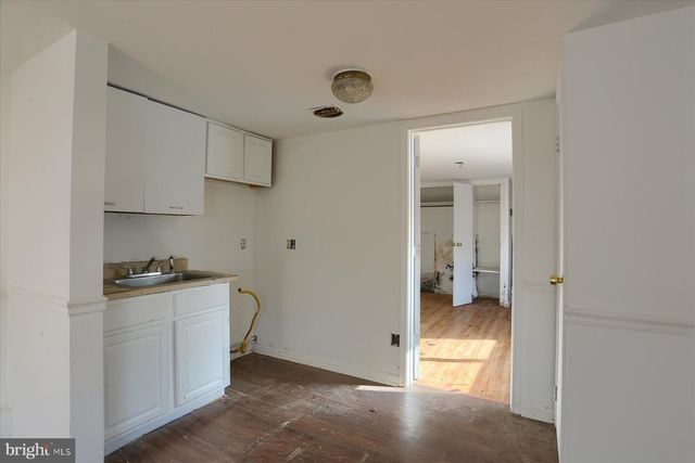 145 CHAMBERLAINE AVE, Pottsville, PA 17901