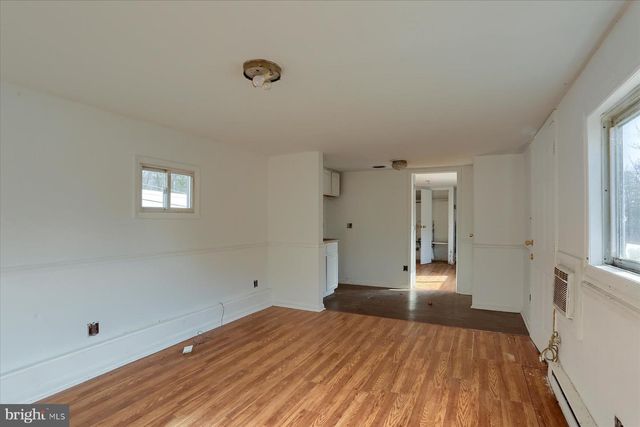 145 CHAMBERLAINE AVE, Pottsville, PA 17901