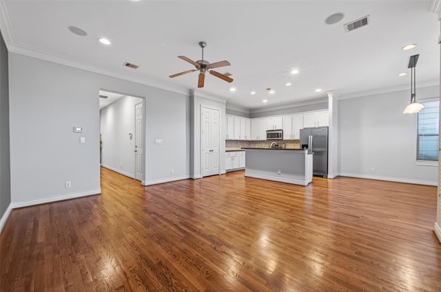 1105 Wagner Street, Houston, TX 77007