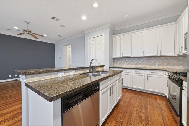 1105 Wagner Street, Houston, TX 77007