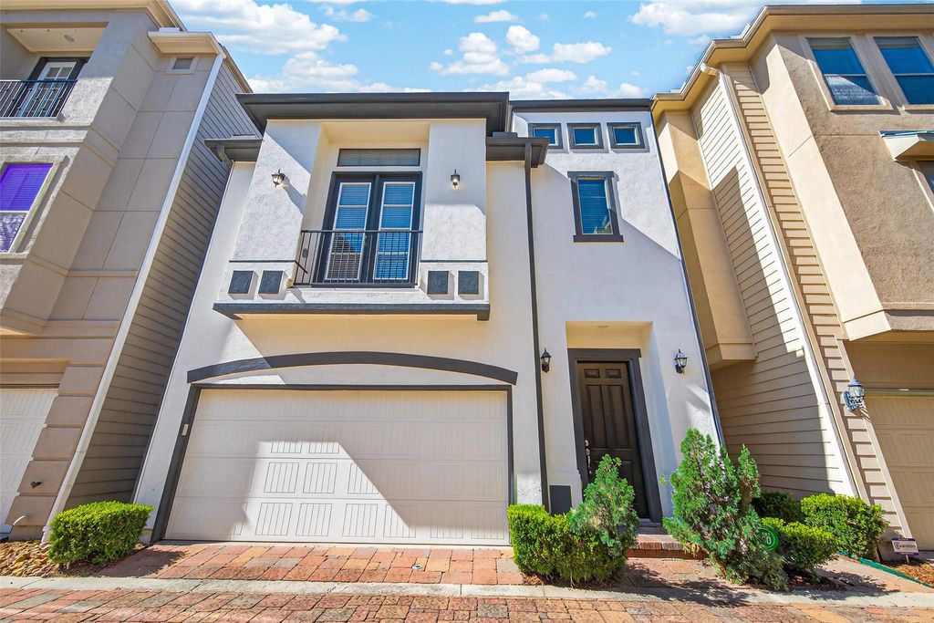 1105 Wagner Street, Houston, TX 77007
