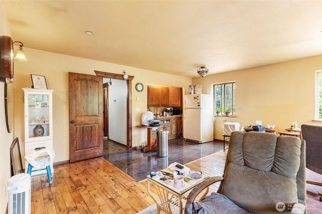 32600 349th Way SE, Ravensdale, WA 98051