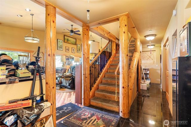 32600 349th Way SE, Ravensdale, WA 98051