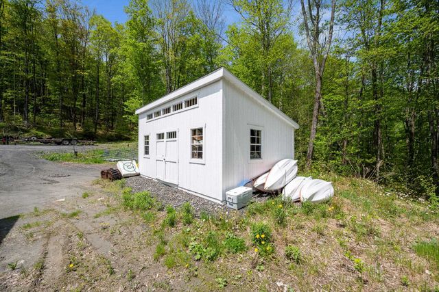 251 Doe Road, Warren, VT 05674