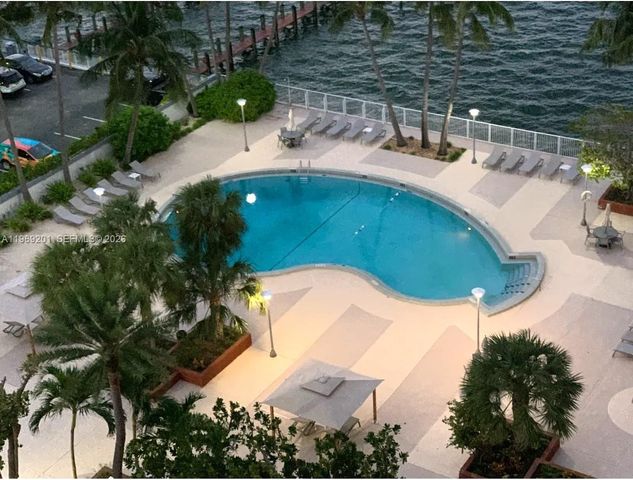 1865 79th St Cswy 6O, North Bay Village, FL 33141