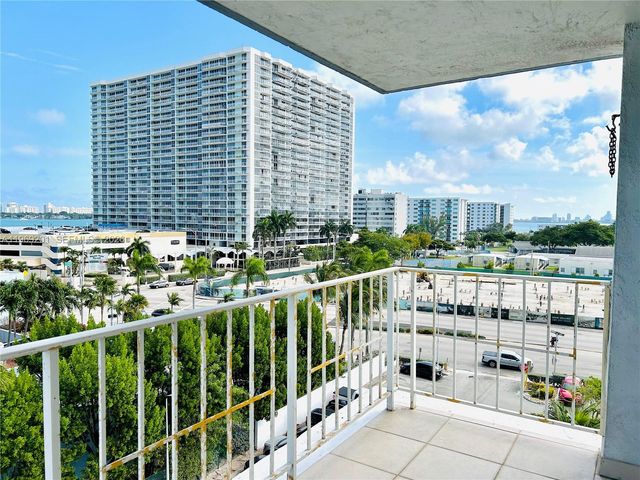 1865 79th St Cswy 6O, North Bay Village, FL 33141