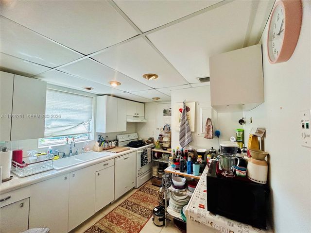 1865 79th St Cswy 6O, North Bay Village, FL 33141