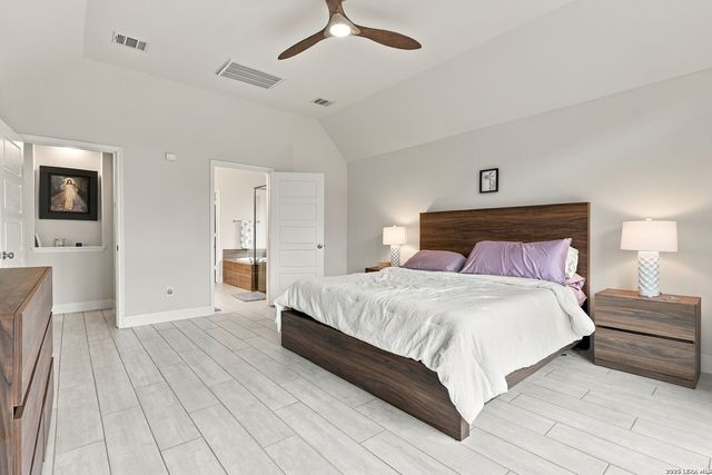 9121 Pepperton Lane, San Antonio, TX 78254