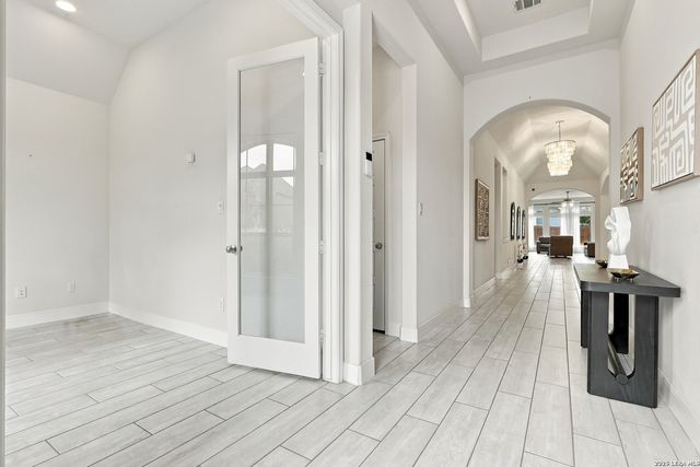 9121 Pepperton Lane, San Antonio, TX 78254