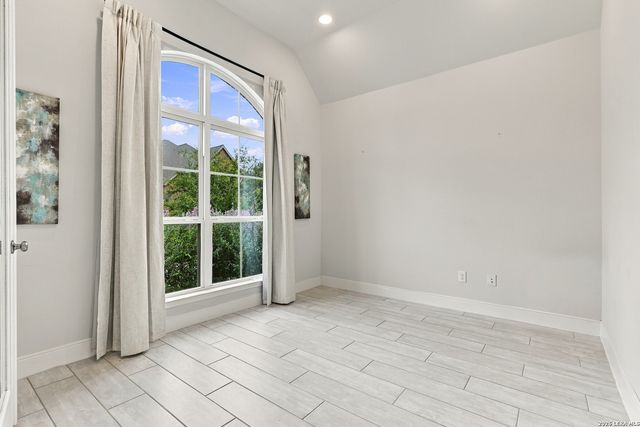 9121 Pepperton Lane, San Antonio, TX 78254