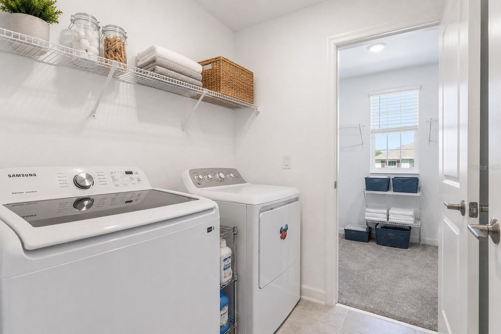 Image 28 of property listing at 11533 RHYME AVENUE, Orlando, FL 32832