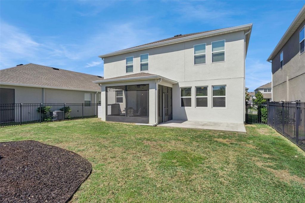 Image 35 of property listing at 11533 RHYME AVENUE, Orlando, FL 32832