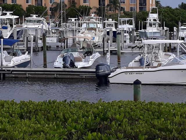 22 S Loafing Street, Hypoluxo, FL 33462