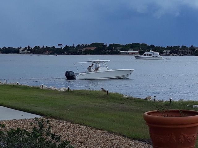 22 S Loafing Street, Hypoluxo, FL 33462