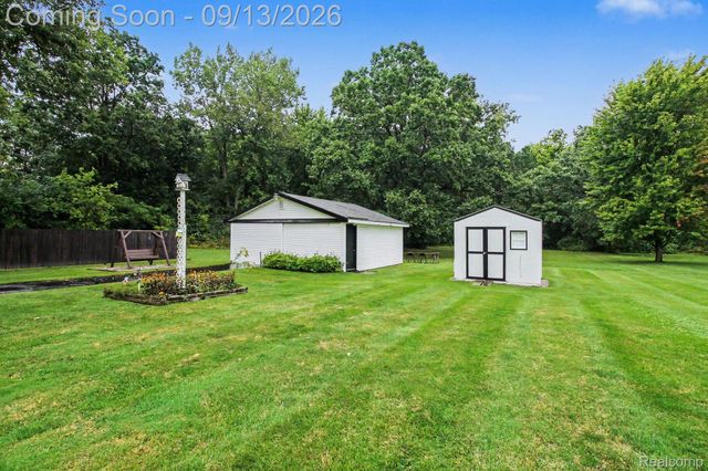 7121 E Carpenter Road, Richfield Township, MI 48423
