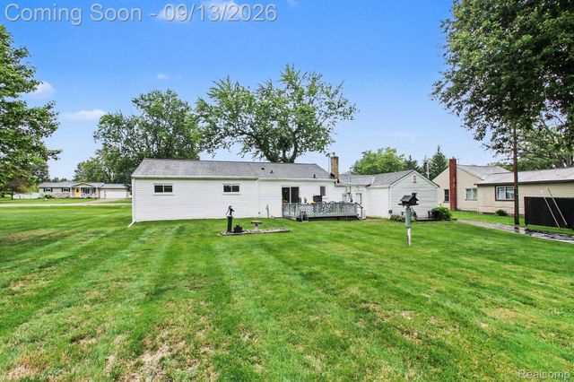 7121 E Carpenter Road, Richfield Township, MI 48423