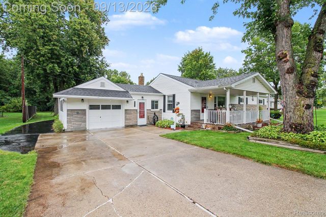 7121 E Carpenter Road, Richfield Township, MI 48423