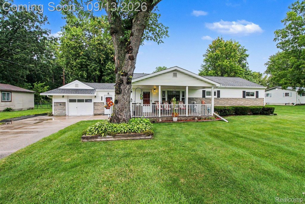 7121 E Carpenter Road, Richfield Township, MI 48423