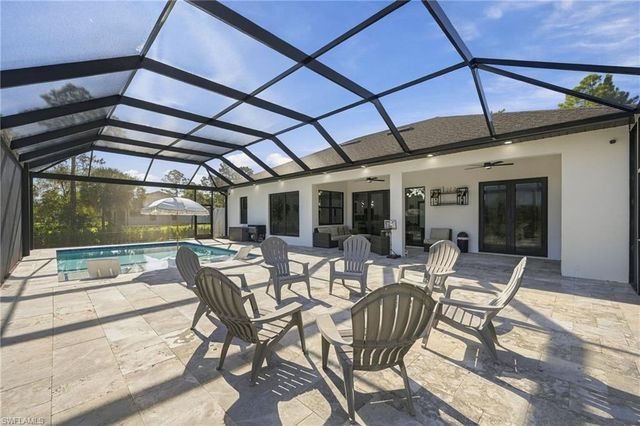 1819 12th AVE NE, Naples, FL 34120