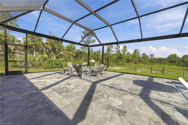 1819 12th AVE NE, Naples, FL 34120