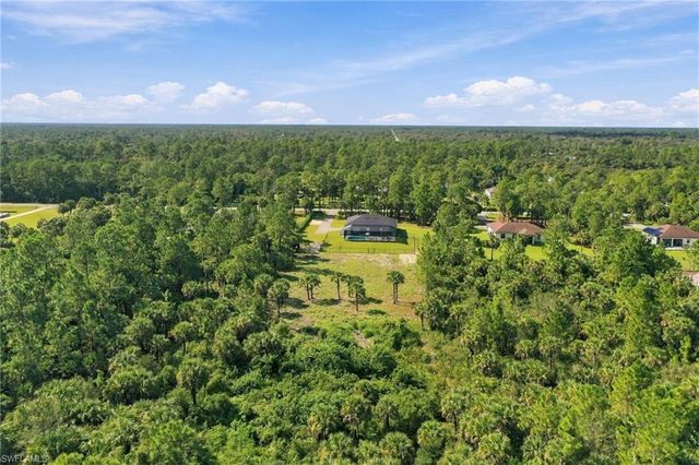 1819 12th AVE NE, Naples, FL 34120