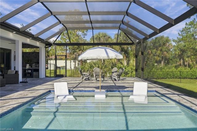 1819 12th AVE NE, Naples, FL 34120