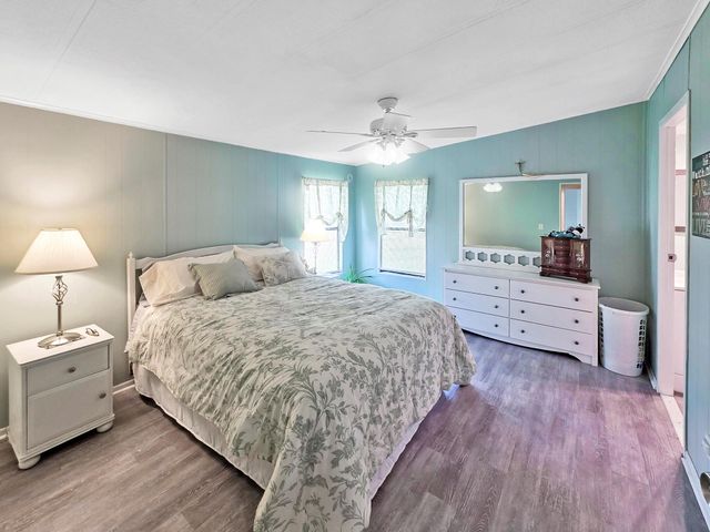 35 Flores Del Norte, Fort Pierce, FL 34951