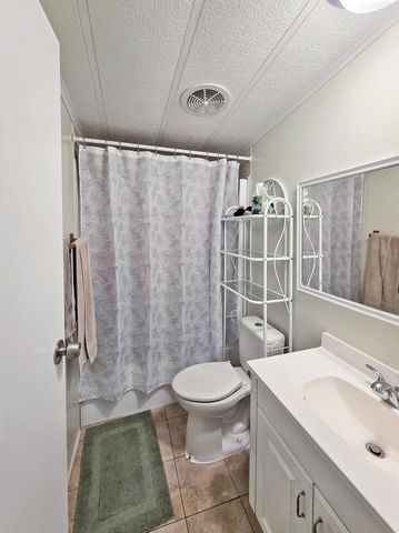 35 Flores Del Norte, Fort Pierce, FL 34951