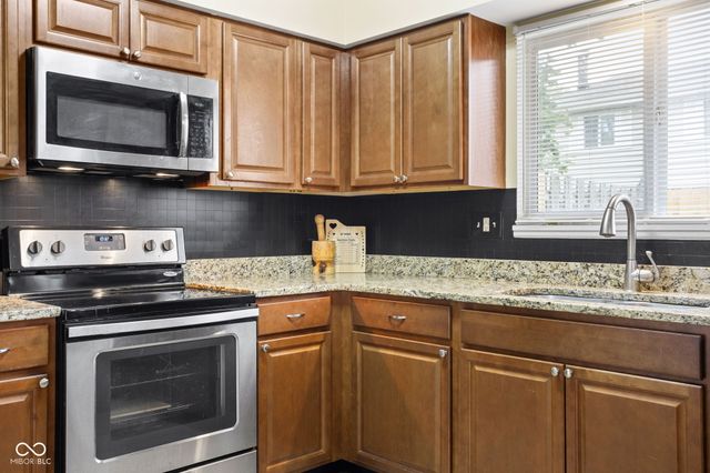 7628 Vintage Court, Lawrence, IN 46226