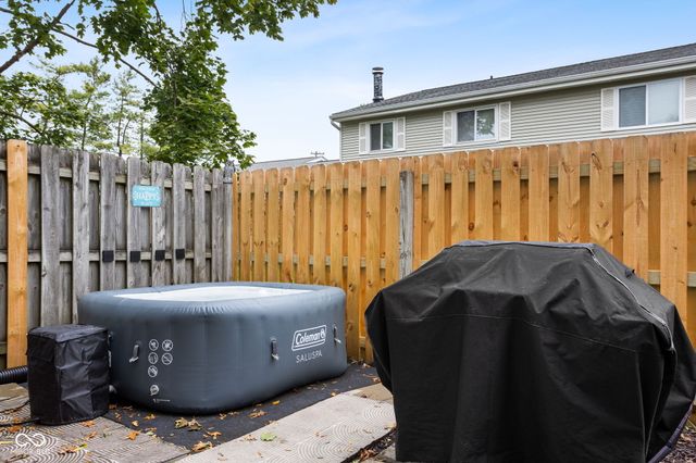 7628 Vintage Court, Lawrence, IN 46226