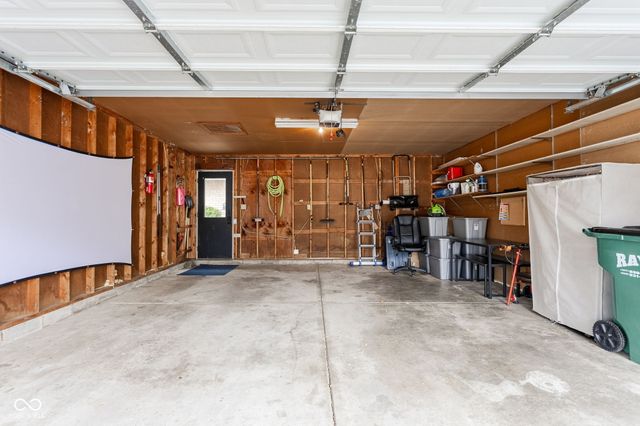 7628 Vintage Court, Lawrence, IN 46226