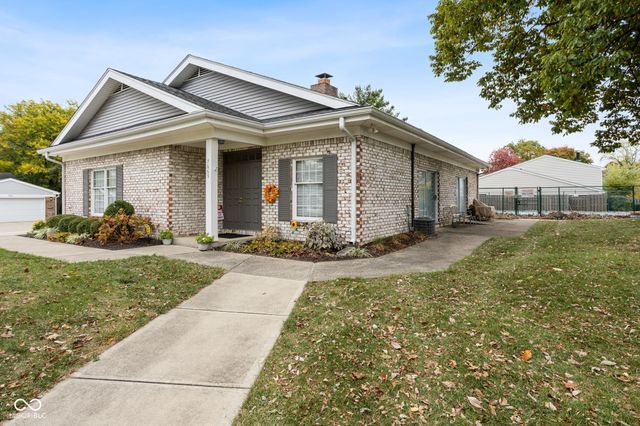 7628 Vintage Court, Lawrence, IN 46226