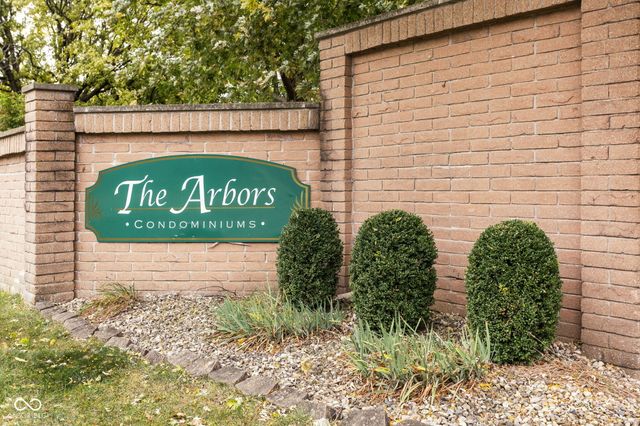 7628 Vintage Court, Lawrence, IN 46226