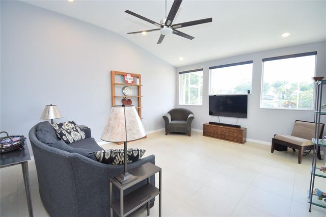 6556 MEANDERING WAY, Lakewood Ranch, FL 34202