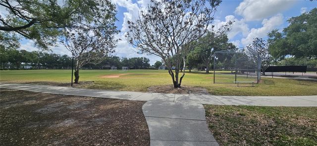 6556 MEANDERING WAY, Lakewood Ranch, FL 34202