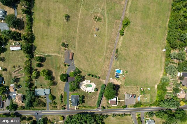 1202 HILLTOWN PIKE, Hilltown, PA 18927