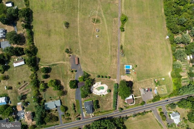 1202 HILLTOWN PIKE, Hilltown, PA 18927