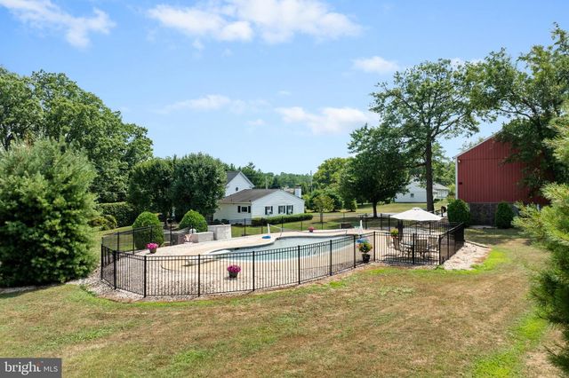 1202 HILLTOWN PIKE, Hilltown, PA 18927