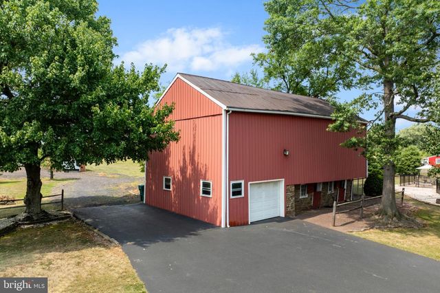 1202 HILLTOWN PIKE, Hilltown, PA 18927