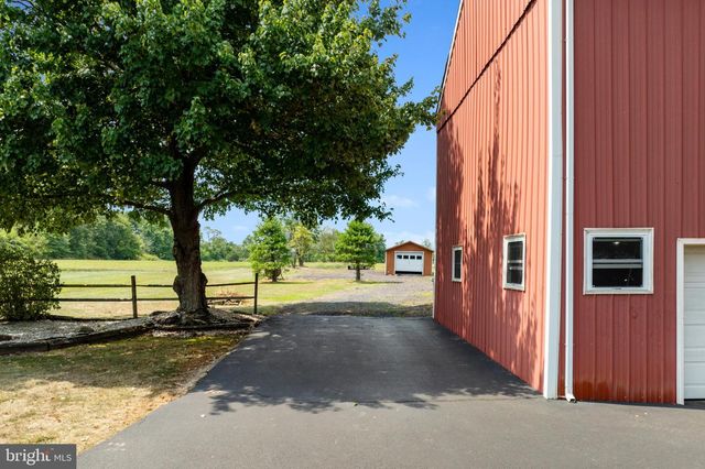 1202 HILLTOWN PIKE, Hilltown, PA 18927