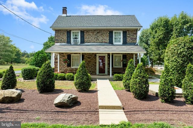 1202 HILLTOWN PIKE, Hilltown, PA 18927